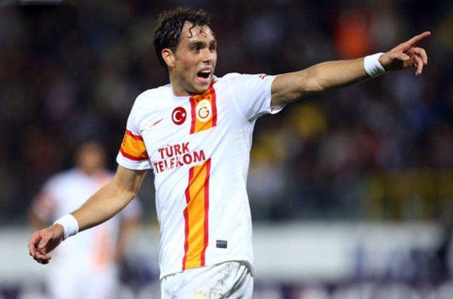 <p>Johan Elmander - Yaşı: 36 - Takımı: Örgyte (İsviçre)</p>