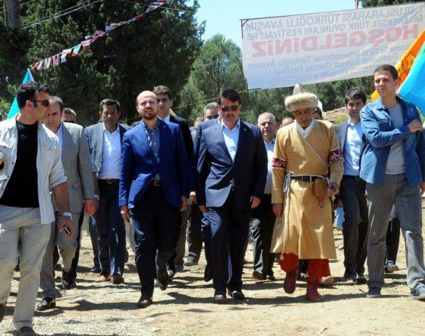 <p>1. Uluslararası Avasım Türk Oyunları Festivali, Kahramanmaraş'ın Türkoğlu ilçesinde 20 ülkeden yaklaşık 450 sporcunun katılımıyla gerçekleştirildi.</p>

<p> </p>
