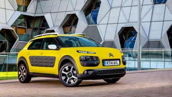 <p>CITROEN C4 CACTUS</p>

<p>2015 Dünyada Yılın Otomobili finalistleri açıklandı. Otomotivin en prestijli ödüllerinden biri olan Dünyada Yılın Otomobili (World Car Of the Year) Ödülü, Nisan ayında New York Motor Show'da verilecek...</p>
