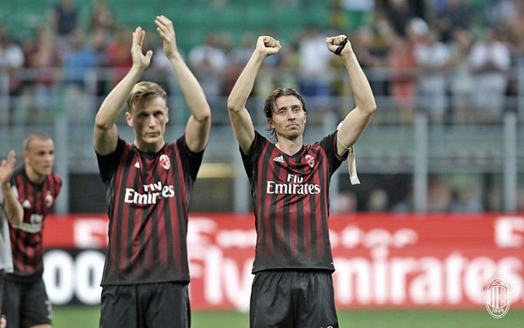 <p>AC Milan – €249m</p>
