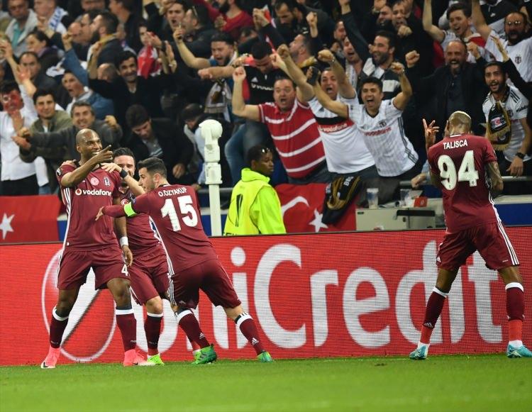 <p>Siyah-beyazlı temsilcimizin arka arkaya yediği hatalı goller sonucu mağlup olması şaşkınlık yarattı. </p>
