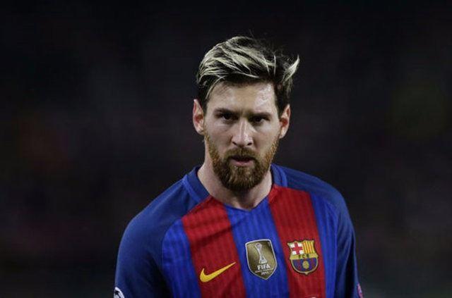 <p>Lionel Messi - Arjantin - 520 milyon Dolar</p>
