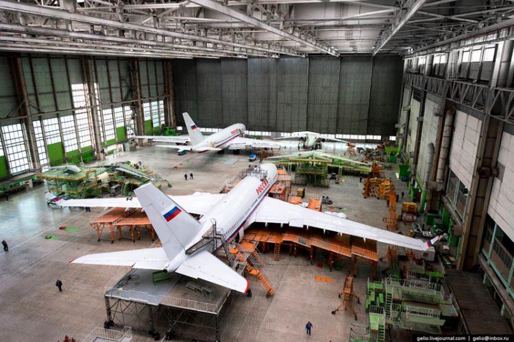 <p>"Uçan tank" dan 1 no'lu gemiye kadar Voronezh uçak fabrikasının dükkanlarında 85 yıllık tarih boyunca birkaç efsanevi uçak üretildi. </p>

