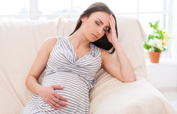 <p>Genelde anne adaylarının ilk 3 ayında yoğun olarak hissettikleri yorgunlukları, hamilelerin doğru yöntemlerle üzerlerinden atmaları mümkün!</p>
