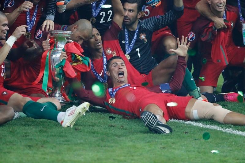 <p>#01 CRISTIANO RONALDO | REAL MADRİD & PORTEKİZ</p>

<p> </p>
