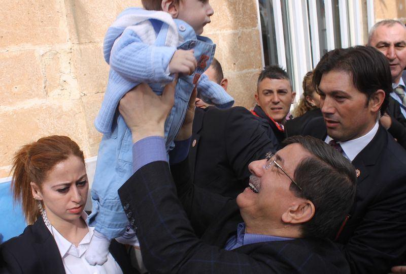 <p>Ayrıca, Doğu Karadeniz Projesi Eylem Planı ile Mardin GAP Eylem Planı da bu dönemde uygulamaya konuldu.</p>
<p> </p>