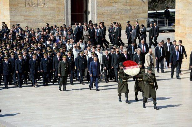 <p>Devletimizin ve milletimizin güvenliği için göstermiş olduğumuz cansiparane çalışmalarımız, geçmişte olduğu gibi gelecekte de aynı kararlılıkla devam edecektir."</p>

<p> </p>

