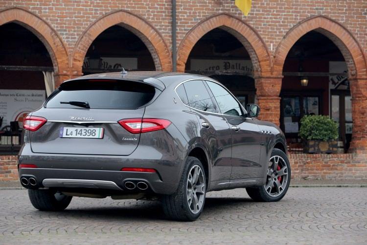 <p>10. Maserati 42 adet araç sattı.</p>

<p>En çok sattığı model Levante oldu.</p>
