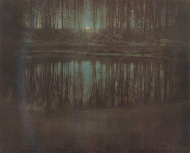 <p>7. Edward Steichen "The Pond-Moonlight" (1904) 2,928,000 dolar</p>

<p> </p>
