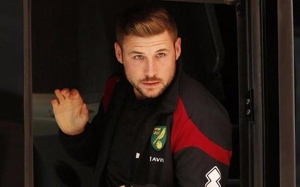 <p><strong>GARY HOOPER - LOCA İSTEYİNCE...</strong><br />
<br />
Norwich'te forma giyen Hooper, Sheffield Wednesday'den gelen transfer teklifine karşılık olarak ek VIP loca istedi. Sheffield'ın bu locadan yıllık geliri 30 bin pounddu ancak kulüp bu isteği reddetti. Sonrasında transfer iptal oldu.</p>
