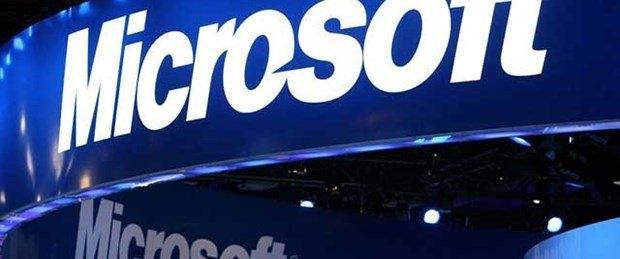 <p>Ancak işler şirketin istediği gibi gitmedi. 18-24 yaşlarındaki gençlerle sohbet etmesi ve onlardan yeni bilgiler edinmesi planlanan robotun insanlardan tek öğrendiği argo kelimeler oldu.</p>
