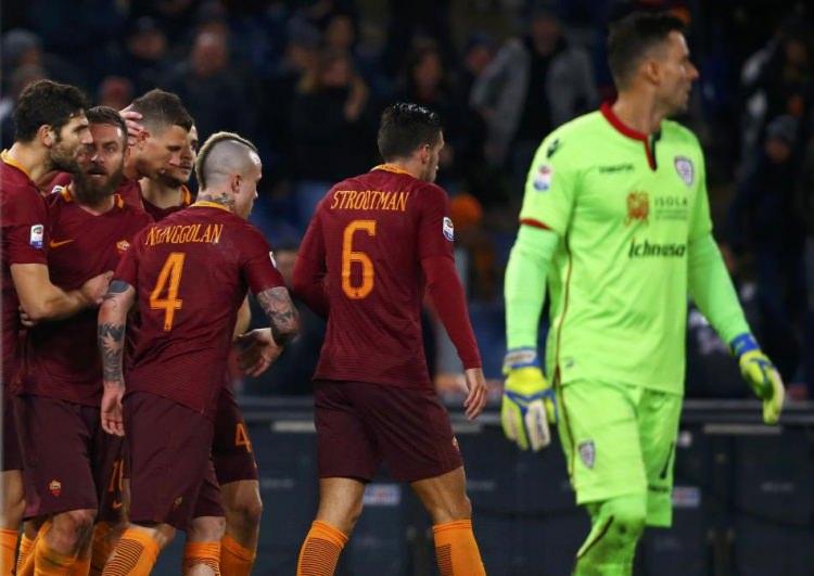 <p>24- Roma</p>
