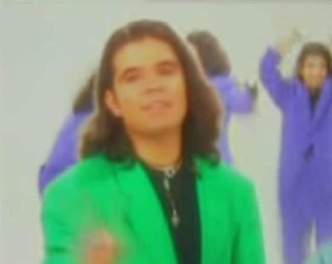 <p><strong>Kenan Doğulu'nun 1993 yılındaki 'Yaparım Bilirsin' klibi</strong></p>