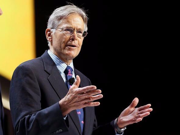<p>Jim Walton <br />
<br />
Net varlığı: 35.1 milyar dolar <br />
<br />
Yaş: 68 <br />
<br />
Ülkesi: ABD <br />
<br />
Şirket ismi: Walmart</p>
