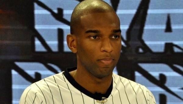 <p><strong>Ryan Babel</strong></p>

<p>Kasımpaşa'dan Deportivo'ya / Deportivo'dan Beşiktaş'a</p>
