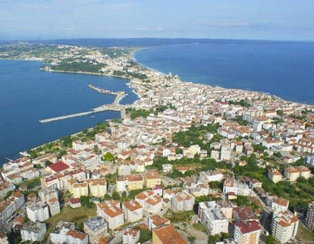 <p>SİNOP<br />
Toplam Nakdi Krediler (Bin TL): 1.574.368<br />
Takipteki Alacaklar (Bin TL): 42.677<br />
Takipteki Alacaklar/Toplam Nakdi Krediler (%): 2,71</p>