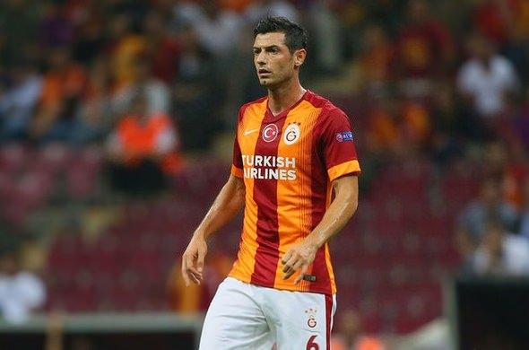 <p><strong>DZEMAILI BOLOGNA'YA GİDİYOR</strong><br />
<br />
Blerim Dzemaili'nin Bologna ile anlaştığını vurgulayan Nazifoğlu, "Dzemaili transferi bu hafta sonuçlanabilir. Bologna kulübü ile görüşüyoruz ve aramızda ufak pürüzler kaldı" diye konuştu.</p>
