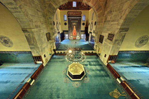 <p>Yeşil Cami Bursa 1413-1424</p>
