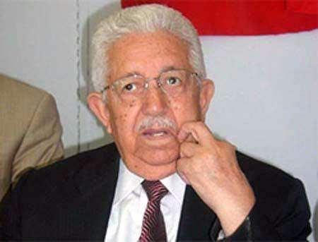 <p>Mehmet Recai Kutan</p>

<p> </p>
