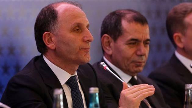 <p>Galatasaray Başkanı Dursun Özbek turizm, Trabzonspor Başkanı Muharrem Usta ise sağlık sektöründe faaliyet gösteriyor. Peki 18 takımın başkanı hangi sektörde?</p>
<p> </p>