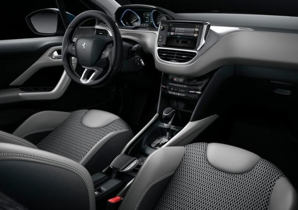 <p><span style="color:#FFFFFF">Peugeot’nun en son nesil i-Cockpit sistemine yer verilen makyajlı modelde, Grip Control adaptif çekiş kontrol seçeneği de kullanılıyor. Orta konsol üzerinden kullanılan bu seçeneği yanı sıra makyajlı 2008’de Aktif Frenleme Sistemi de sunulacak.</span></p>

<p><span style="color:#FFFFFF">Modelin GT Line seçeneğinin ise 2017 yılında satışa sunulması planlanıyor. (Kaynak: Otohaber)</span></p>
