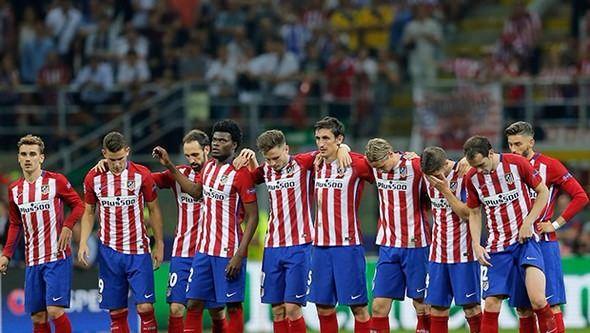 <p>7- Atletico Madrid, Şampiyonlar ligi'nde son 3 yılda oynadığı 2 finali de Real Madrid’e kaybetmesinin ardından maç sonu duygusal anlar yaşandı.</p>
