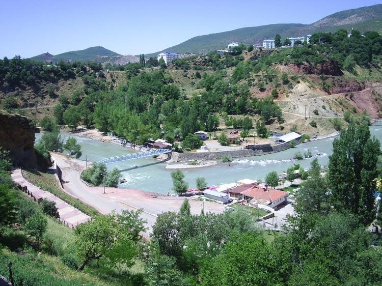 <p><strong>TUNCELİ</strong></p>

<p>Yüzde 5 - yüzde 10 </p>
