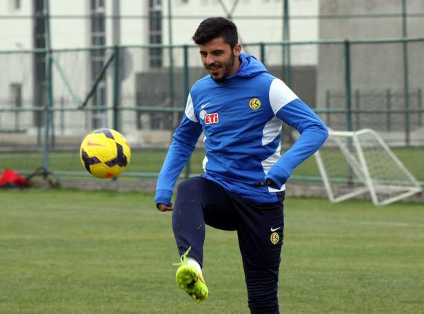 <p>Aytaç Kara<br />
( Eskişehirspor --------> Trabzonspor )</p>