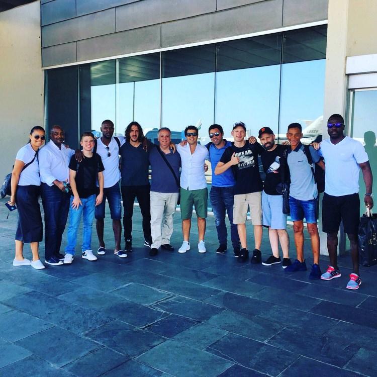 <p>Samuel Eto'o Vakfı'nın yardım maçı için Türkiye'ye gelen Puyol, maçın iptal edilmesi üzerine ülkesine geri döndü. Barcelona’ya ayak basan Puyol, “Türkiye’de olanlardan sonra Barcelona’ya döndük. Tedirgin anlar yaşadık ama iyiyiz.” ifadesini kullandı.</p>
