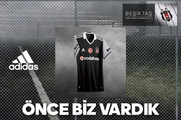 <p>Klasik siyah, çizgili beyaz ve kırmızı ağırlıklı olmak üzere 3 adet yeni formanın 16 Haziran Perşembe günü satışa çıkarılacağı belirtildi.</p>