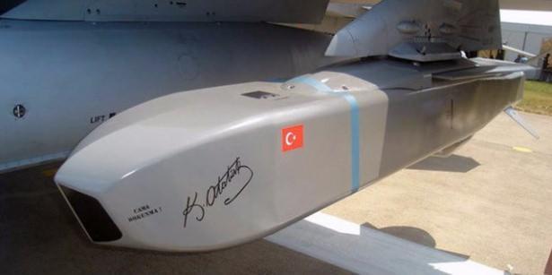 <p>Tübitak ve Roketsan tarafından üretilen füze Türk Hava Kuvvetleri'ndeki F-16'ların yanı sıra Lockeed Martin tarafından üretilen F-35'lere de monte edilebilecek.</p>

<p> </p>
