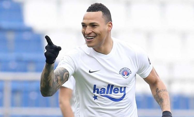 <p>Titi - Kasımpaşa</p>
