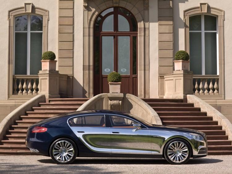 <p>Bugatti, yaklaşık sekiz yıl önce 4 kapılı Galibier konseptini açıklamıştı.</p>

