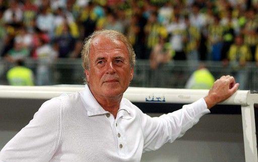 <p>Mustafa Denizli 2000-2001</p>