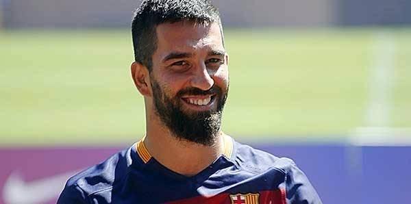 <p>Arda Turan - EVET</p>
