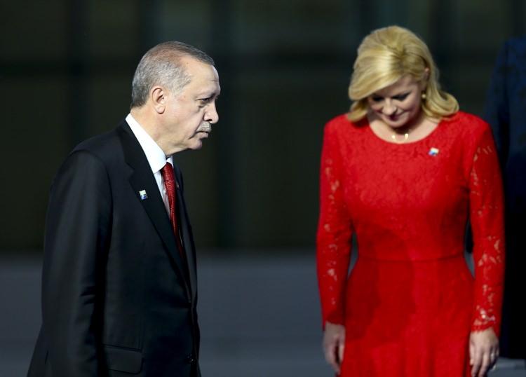 <p>Cumhurbaşkanı Erdoğan ve Hırvatistan Cumhurbaşkanı Kolinda Grabar-Kitaroviç </p>
