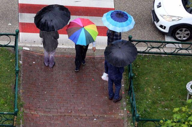 <p>1 Kasım Salı günü, Marmara'nın doğusu, Karadeniz, Doğu Akdeniz kıyıları, Doğu Anadolu'nun kuzey ve doğusu ile Güneydoğu Anadolu Bölgesi'nin yağışlı geçmesi tahmin ediliyor.</p>

<p> </p>
