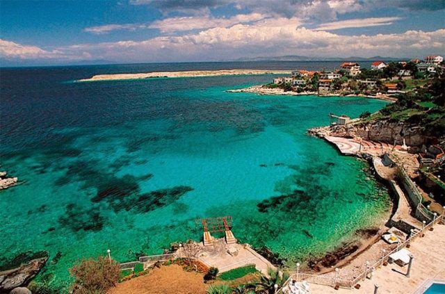 <p>Karaburun</p>

<p>İzmir</p>
