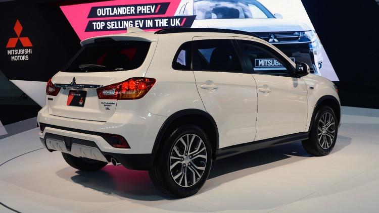<p>2018 Mitsubishi Outlander Sport</p>
