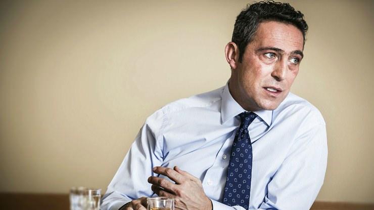 <p>3- EĞİTİM: Kulübün eğitim alanında zaten ciddi yatırımları ve çalışmaları bulunuyor. Ali Koç göreve geldiği taktirde benzer şekilde bu çalışmaları daha da yoğun şekilde sürdürecek. Kulübün geleceğinin eğitim ve altyapıda olduğuna inanıyor.</p>