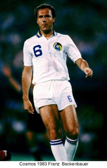 <p>Jübile maçında kendi kalesine gol atan tek futbolcu Franz Beckenbauer...</p>
