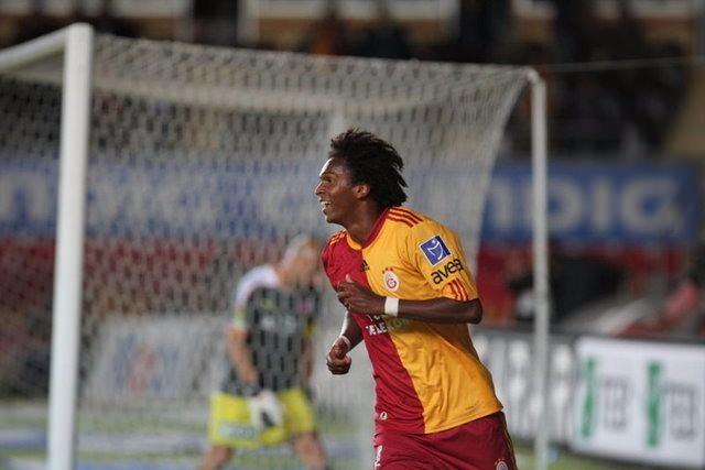 <p>Jo - Yaşı: 29 - Takımı: Jiangsu Suning Reserves (Çin)</p>
<p> </p>