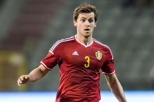 <p><strong>LOMBAERTS - ZENIT</strong><br />
<br />
Zenit ile sözleşmesi Haziran 2018'de bitecek olan Lombaerts bu sezon toplam 12 resmi maçta 916 dakika süre aldı. Rus ekibi 31 yaşındaki Belçikalı oyuncunun bonservisi için 3 milyon Euro talep ediyor.</p>
