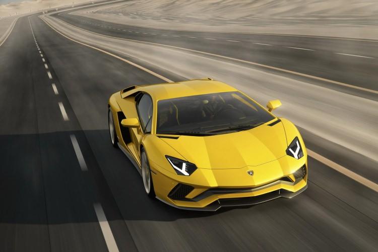 <p>Lamborghini Aventador S</p>
