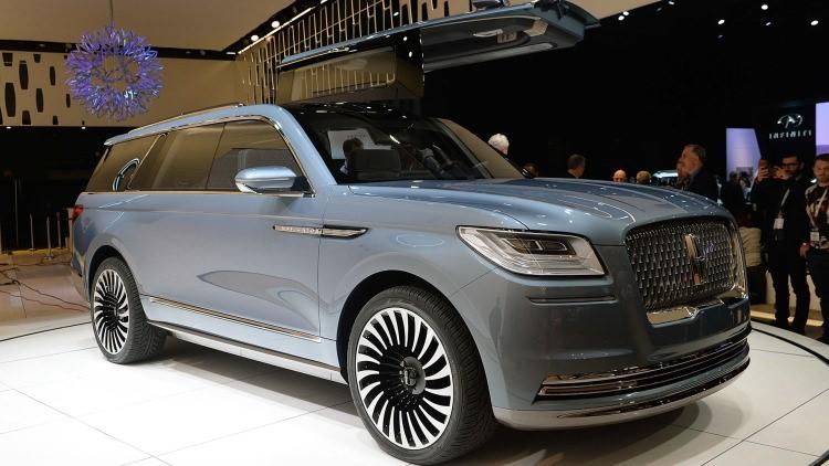 <p>Lincoln Navigator</p>
