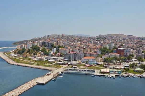 <p><strong>Bandırma, Balıkesir</strong></p>

<p>Nüfus: 149.469</p>
