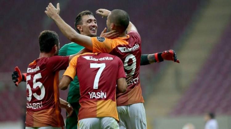 <p><strong>25- GALATASARAY</strong></p>
