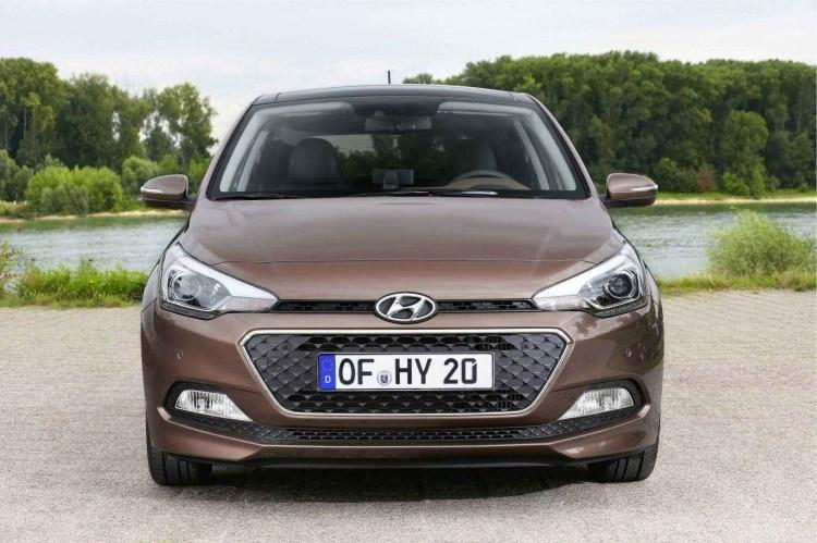 <p>i20</p>
<p>1.2 MPI JUMP BENZİNLİ 47.700 TL</p>
<p>1.4 MPI JUMP OTM. BENZİNLİ</p>
<p>1.4 CRDi ELITE DİZEL 65.100 TL</p>
<p>i20 Coupe</p>
<p>1.4 MPI BENZİNLİ 57.350 TL</p>
<p>1.4 MPI OTM. BENZİNLİ 62.350 TL</p>
<p>Accent Blue</p>
<p>1.4 D-CVVT MODE BENZİNLİ 55.900 TL</p>
<p>1.4 D-CVVT PRIME CVT OTM. BENZİNLİ 65.200 TL</p>
<p>1.6 CRDI MODE DİZEL 65.900 TL</p>
<p>Elantra</p>
<p>1.6 D-CVVT STYLE BENZİNLİ 59.500 TL</p>
<p>1.6 D-CVVT STYLE OTM. BENZİNLİ 67.000 TL</p>
<p>i30</p>
<p>1.4 MPI BLUE DRIVE BENZİNLİ 67.100 TL</p>
<p><strong>i20</strong></p>
<p>1.2 MPI JUMP BENZİNLİ <strong>47.700 TL</strong></p>
<p>1.4 MPI JUMP OTM. BENZİNLİ <strong>54.350 TL</strong></p>
<p>1.4 CRDi ELITE DİZEL <strong>65.100 TL</strong></p>