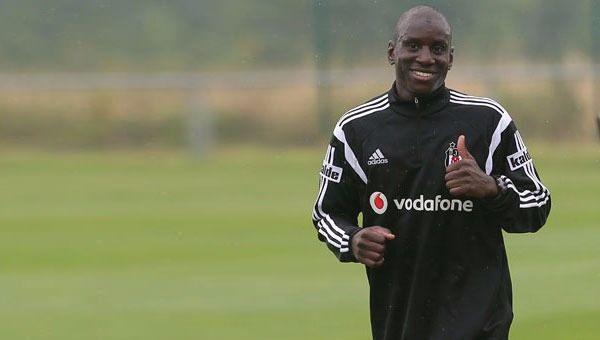 <p>Demba Ba</p>

<p>2014 senesinde Chelsea'den Beşiktaş'a 6 milyon Euro bonservisle gelen Demba Ba, o sezon Beşiktaş'ın önemli isimlerinden birisi oldu.</p>
