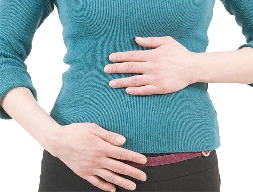 <p>Benzer bir şekilde, 20 ve 50 yaşları arasında 15 günden fazla antibiyotik kullanan kadınlarda, kullanmayanlara oranla adenom tanısı konma riskinin yüzde 73 daha fazla olduğu görüldü.</p>